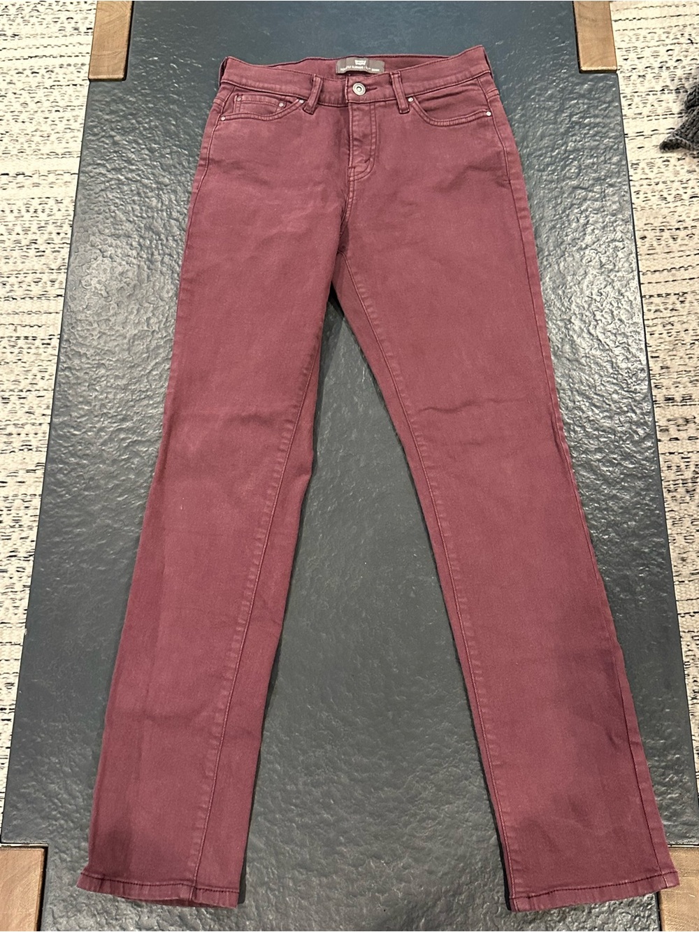 Levi's Women's Skinny Jeans in Deep Burgundy